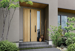 玄関ドア（YKK AP製）